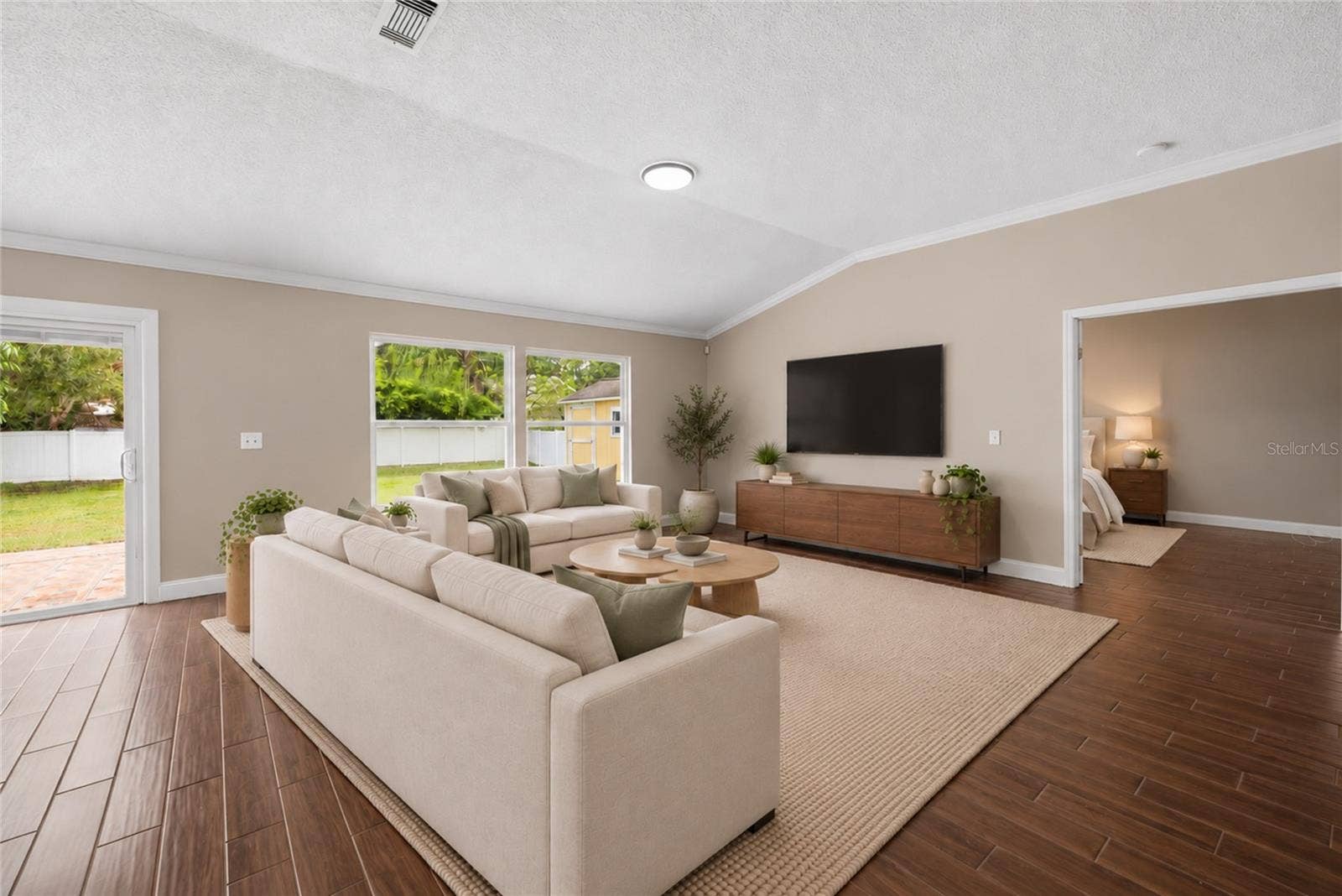 1680 LADY SLIPPER CIRCLE, Orlando, FL 32825 Living Room