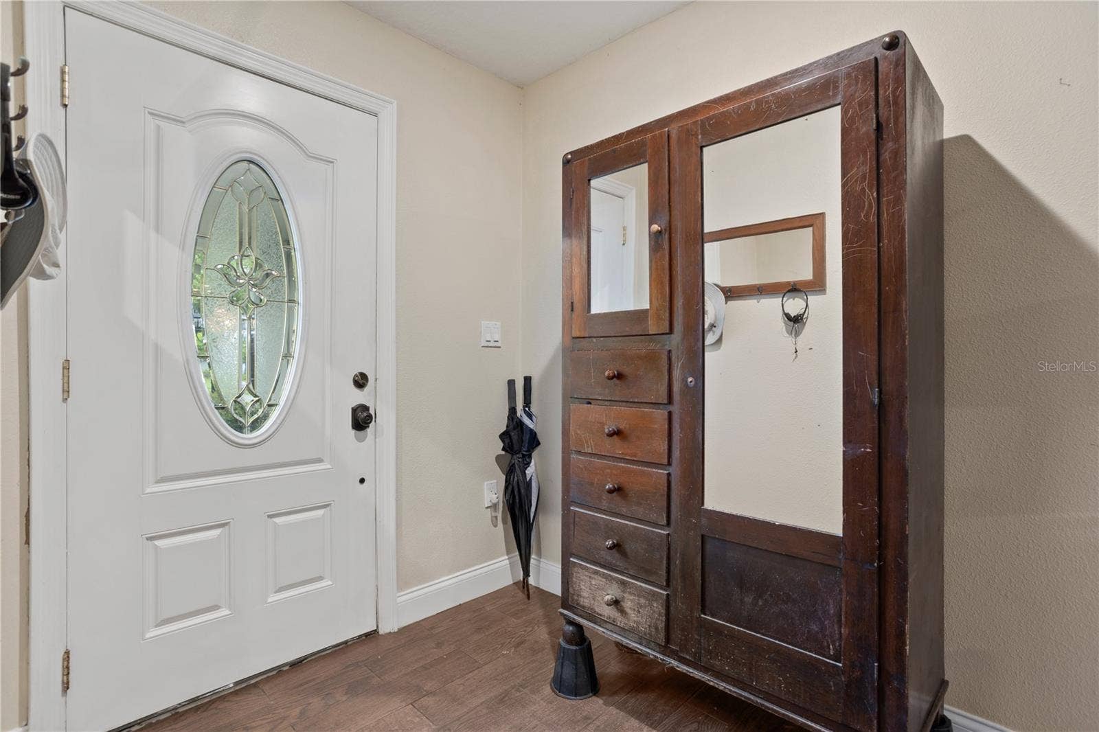 1818 CROWNWOOD DRIVE, Orlando, FL 32810 Foyer