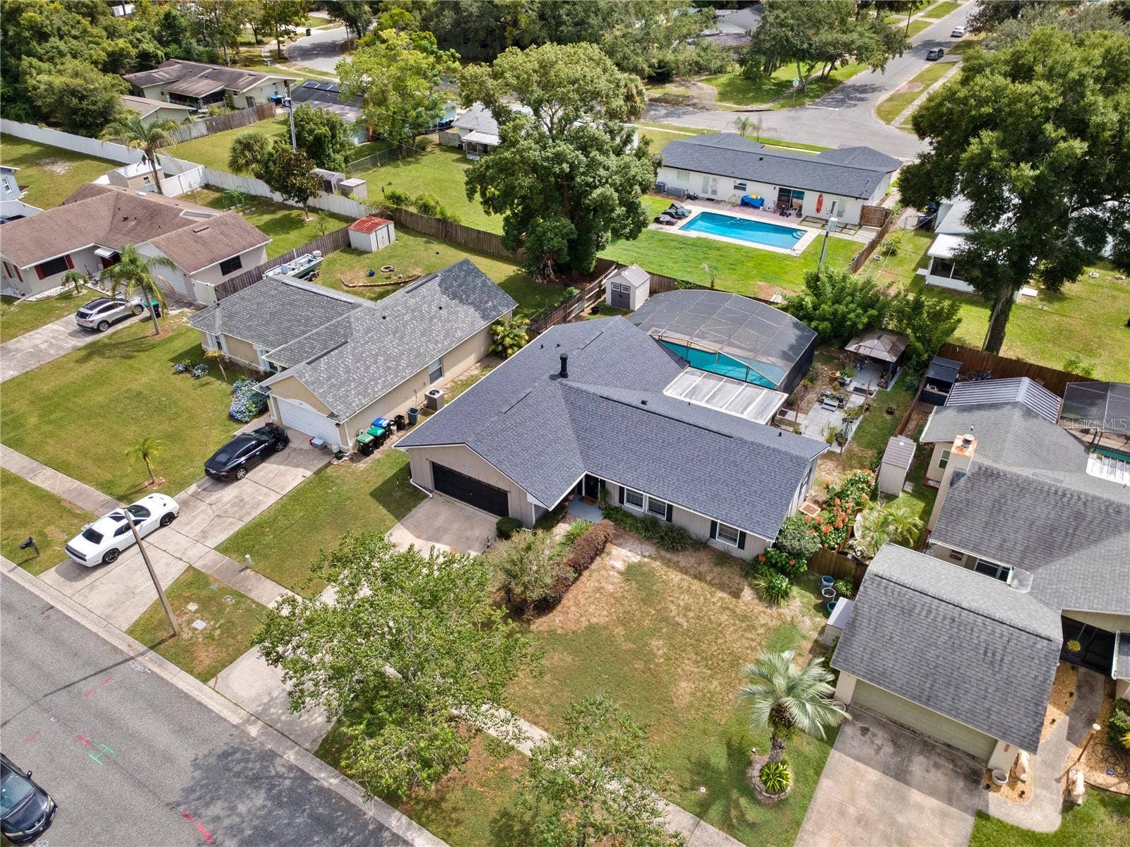 1818 CROWNWOOD DRIVE, Orlando, FL 32810 1818 CROWNWOOD DRIVE, Orlando, FL 32810
