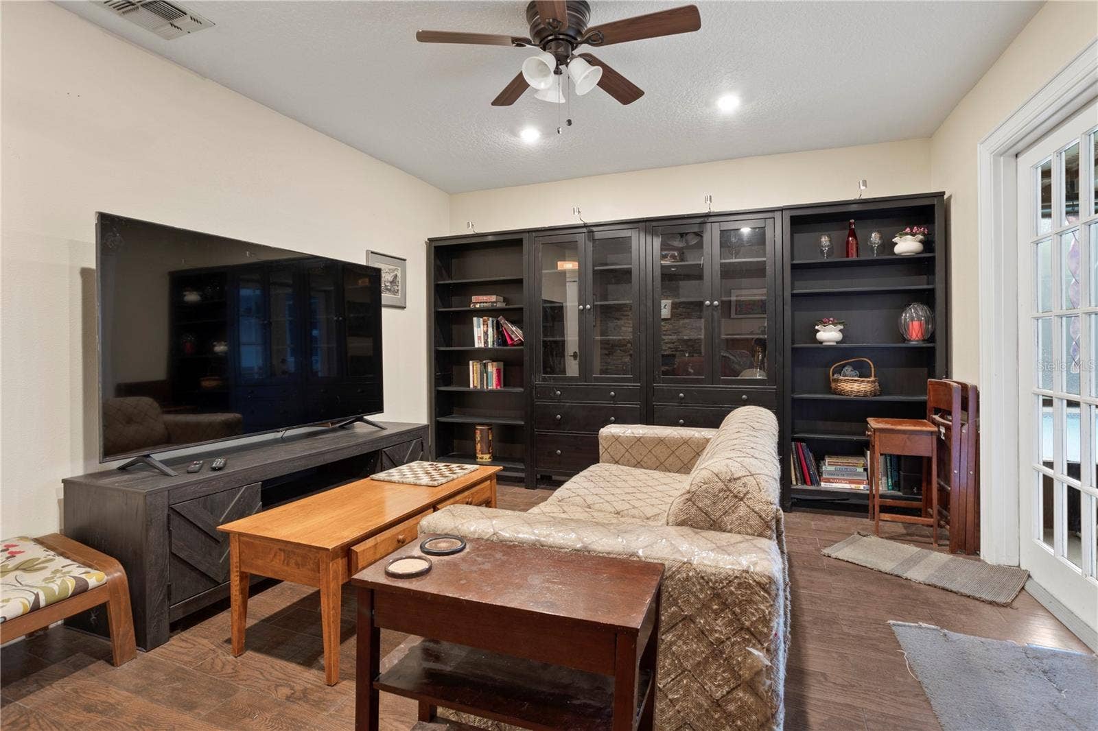 1818 CROWNWOOD DRIVE, Orlando, FL 32810 Family Room