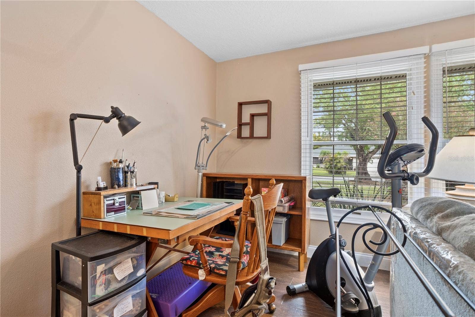 1818 CROWNWOOD DRIVE, Orlando, FL 32810 Formal Living Room