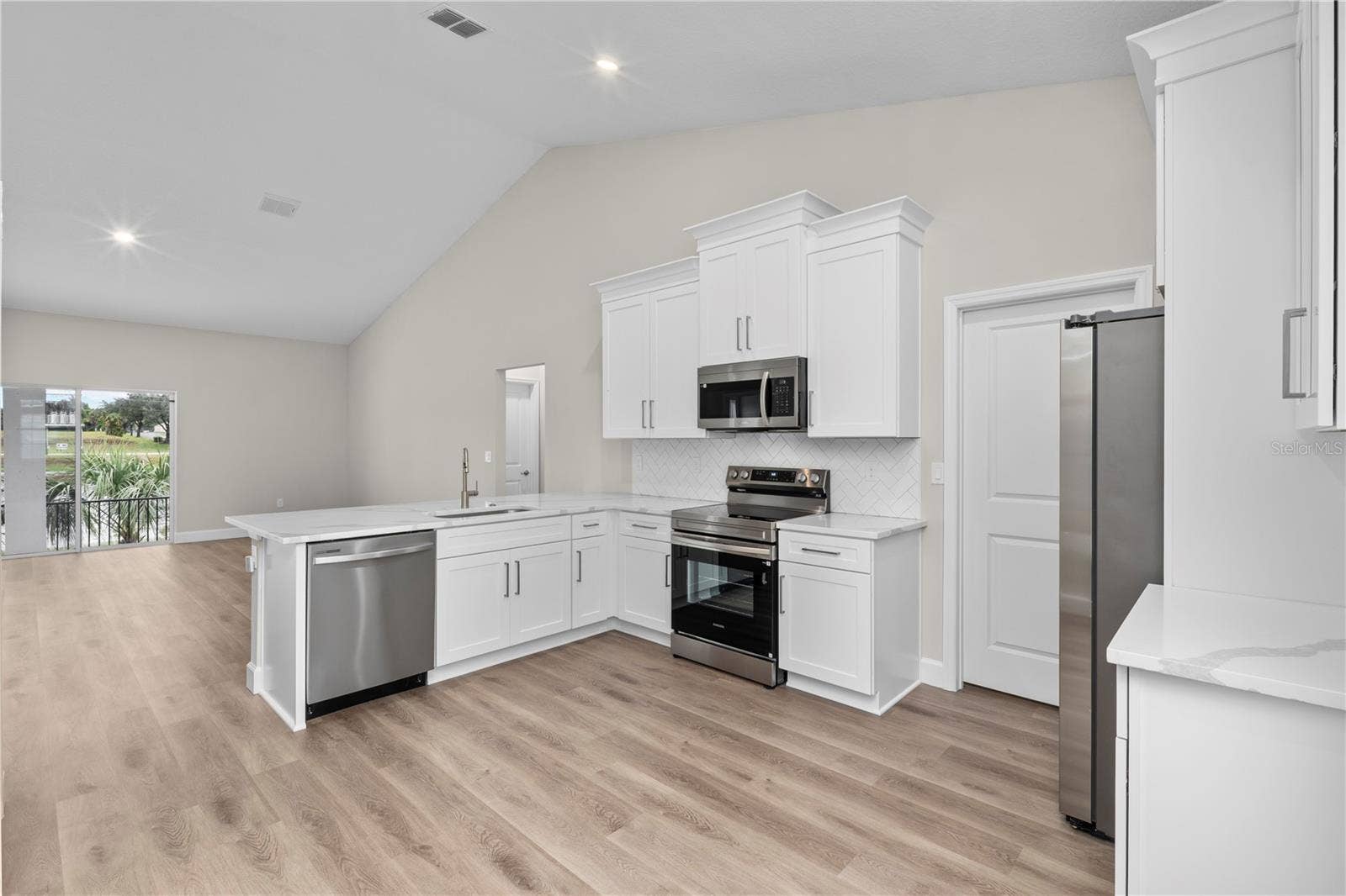 1120 CHESTNUT STREET, Clermont, FL 34711