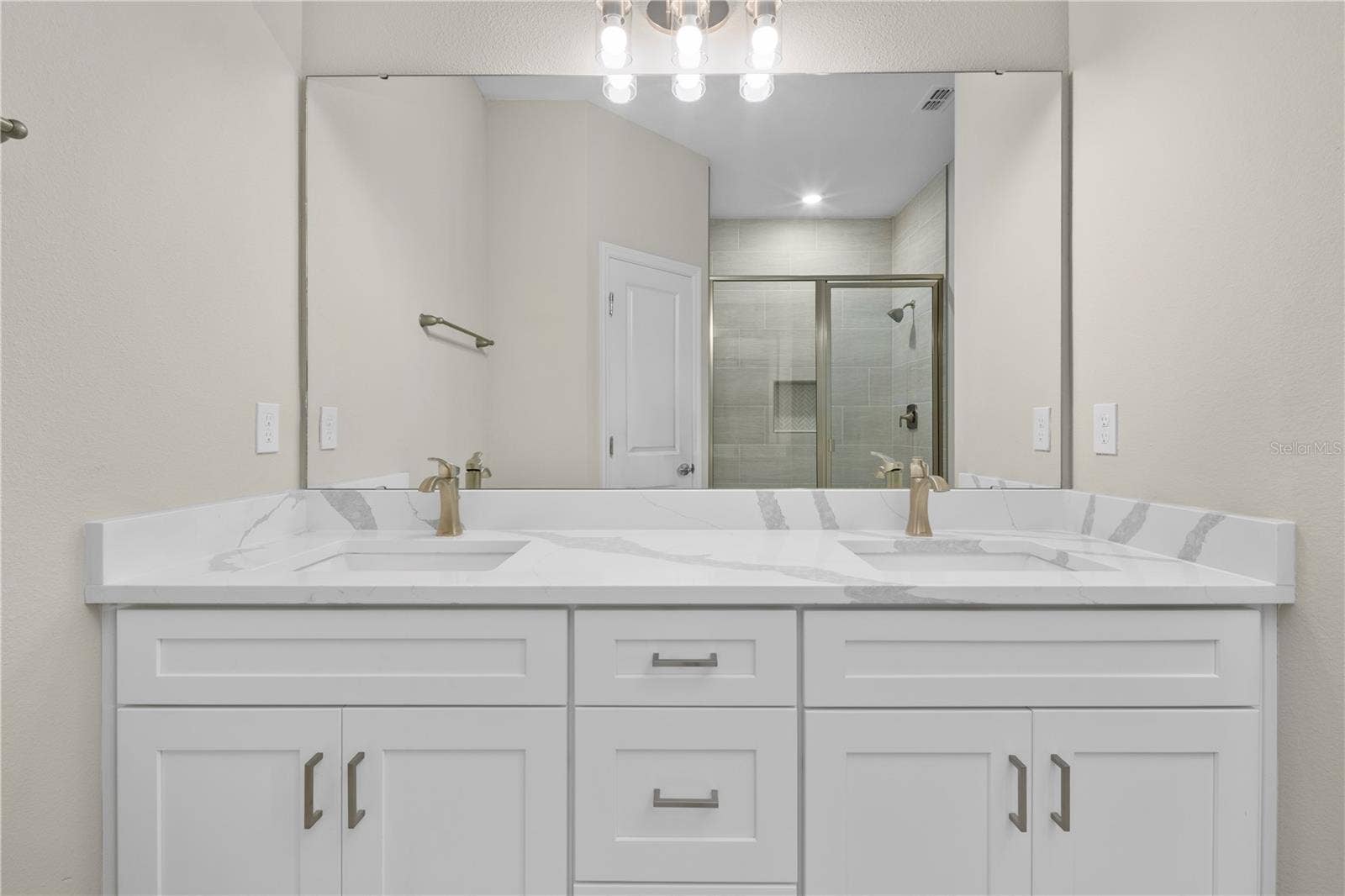 1120 CHESTNUT STREET, Clermont, FL 34711