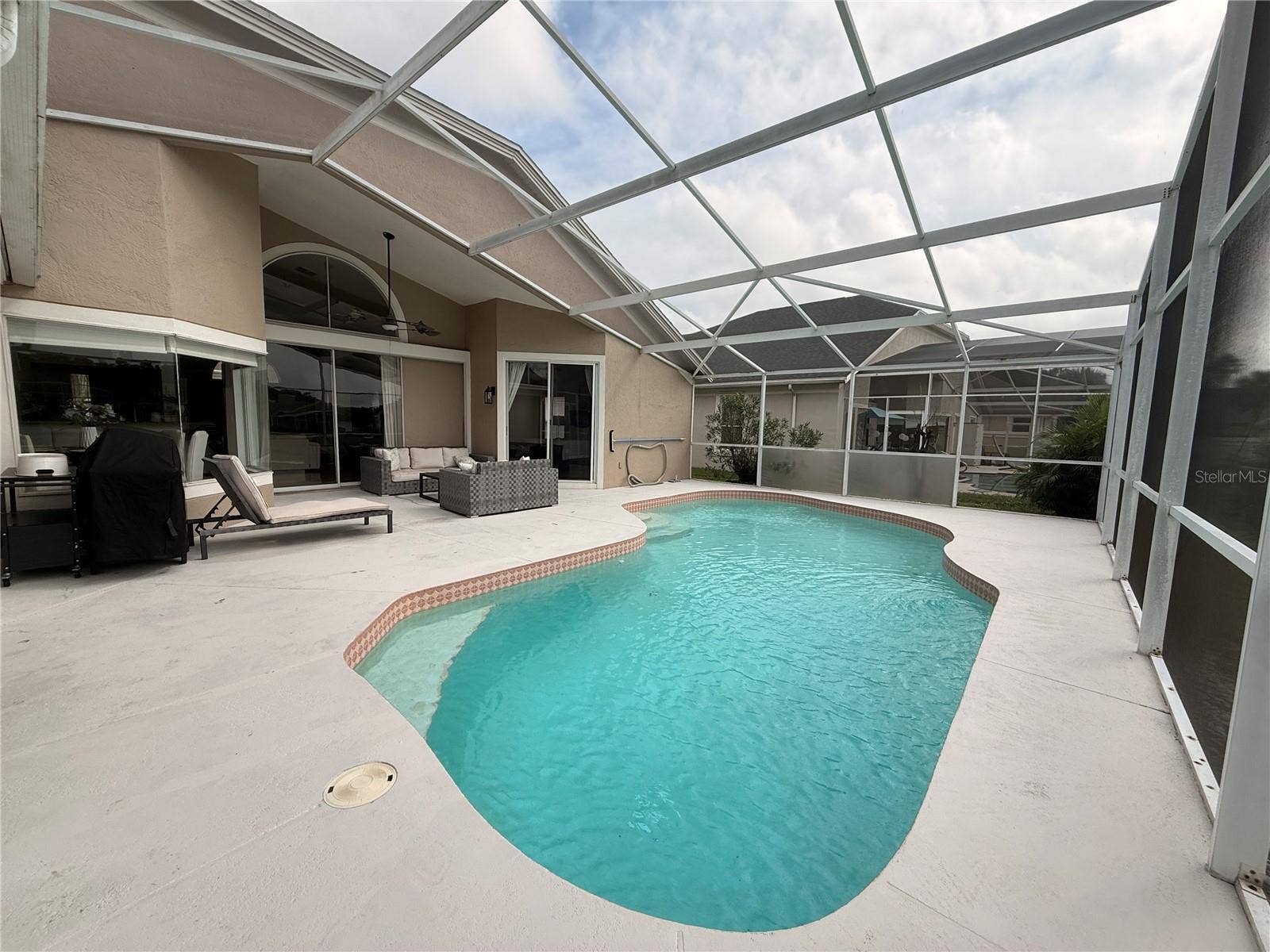 3406 TIMUCUA CIRCLE, Orlando, FL 32837 Screened In Pool and Lanai