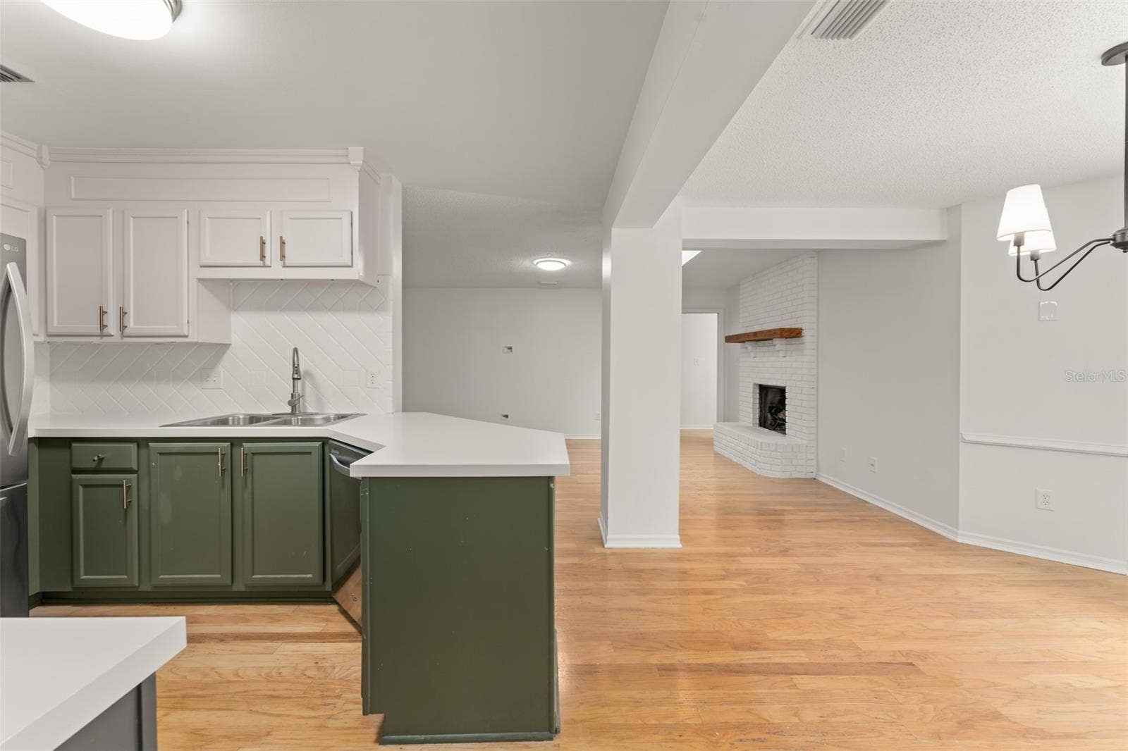 154 CITRUS TREE LANE, Longwood, FL 32750