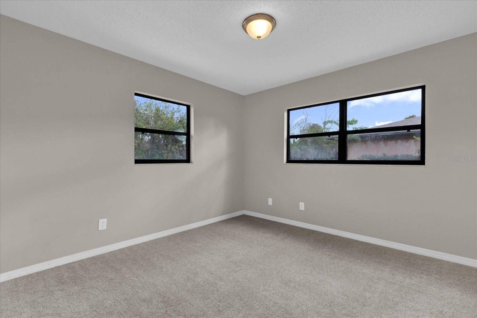 2533 EDGEWATER AVENUE, New Smyrna Beach, FL 32168 2533 EDGEWATER AVENUE, New Smyrna Beach, FL 32168