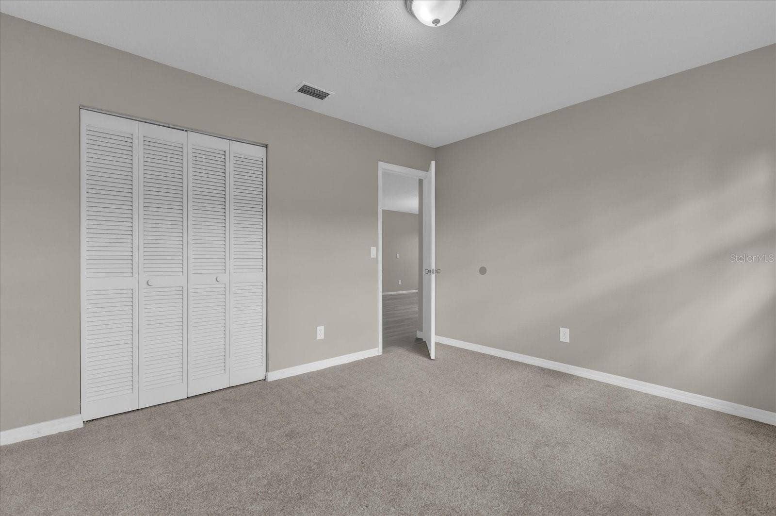 2533 EDGEWATER AVENUE, New Smyrna Beach, FL 32168 2533 EDGEWATER AVENUE, New Smyrna Beach, FL 32168
