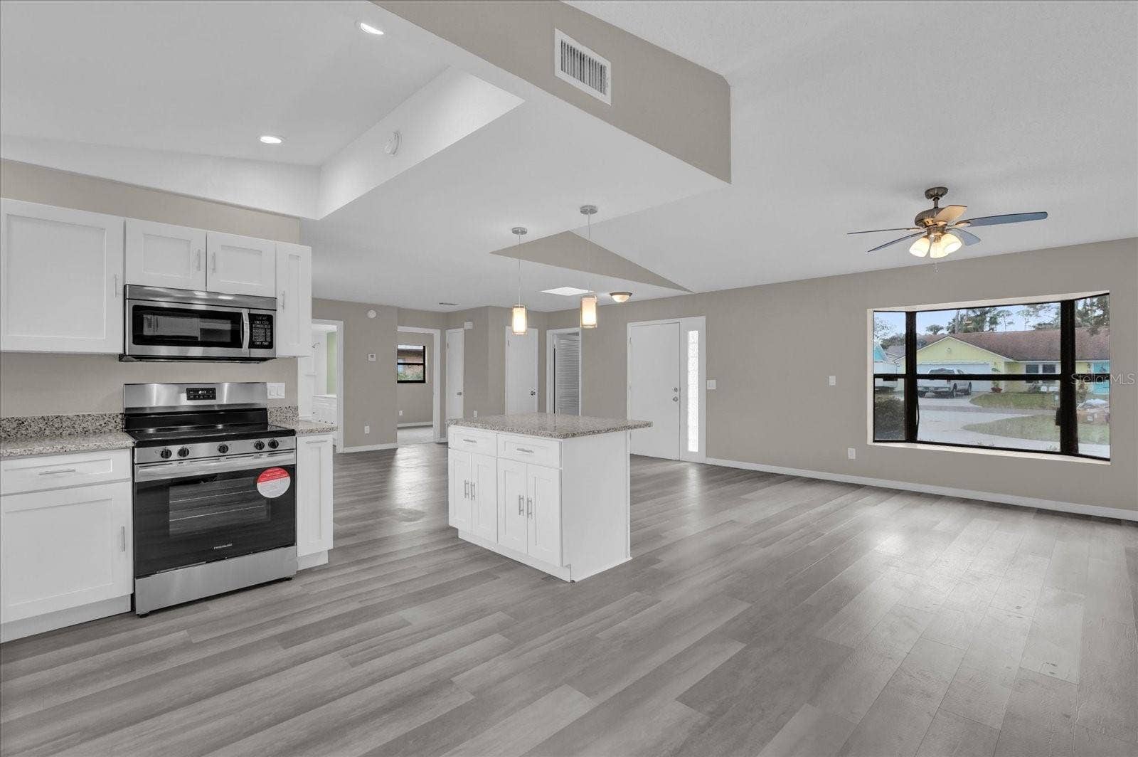 2533 EDGEWATER AVENUE, New Smyrna Beach, FL 32168 2533 EDGEWATER AVENUE, New Smyrna Beach, FL 32168