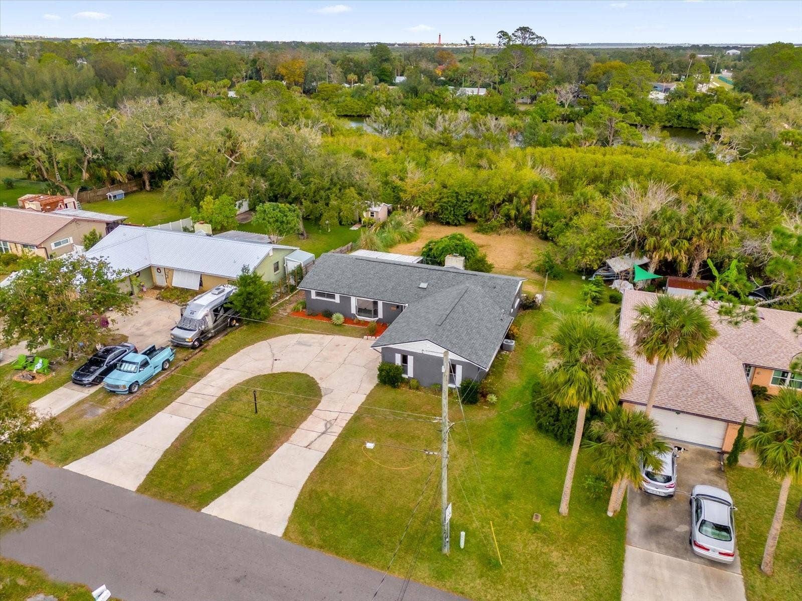 2533 EDGEWATER AVENUE, New Smyrna Beach, FL 32168 2533 EDGEWATER AVENUE, New Smyrna Beach, FL 32168