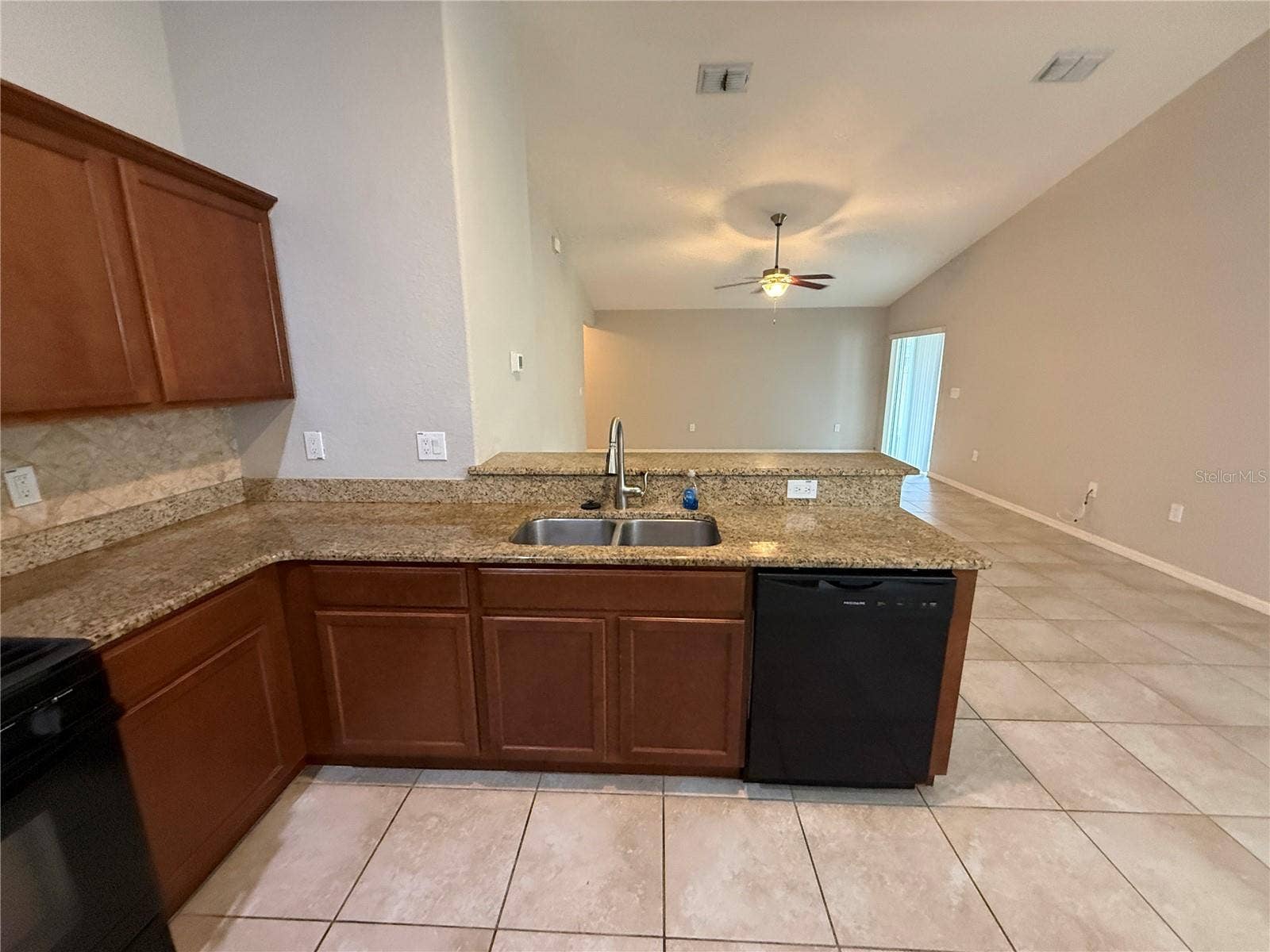 1935 BRETTON RIDGE DRIVE, Winter Haven, FL 33884 1935 BRETTON RIDGE DRIVE, Winter Haven, FL 33884