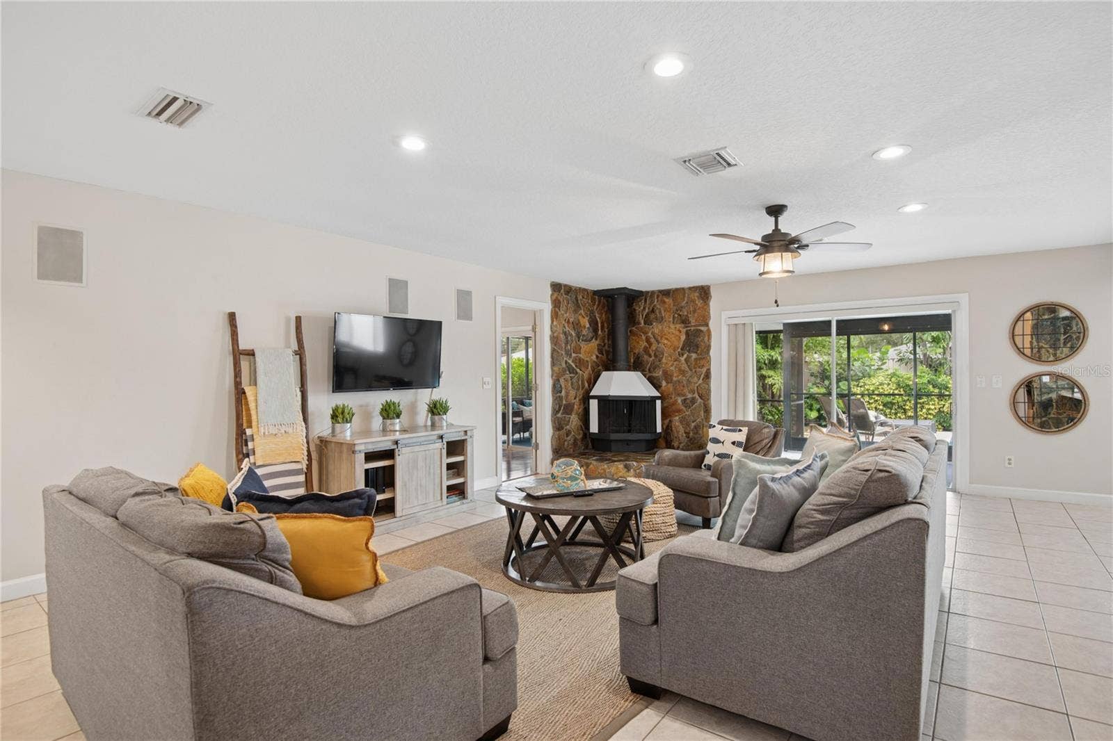 13511 RUSTIC PINES BOULEVARD S, Seminole, FL 33776 13511 RUSTIC PINES BOULEVARD S, Seminole, FL 33776