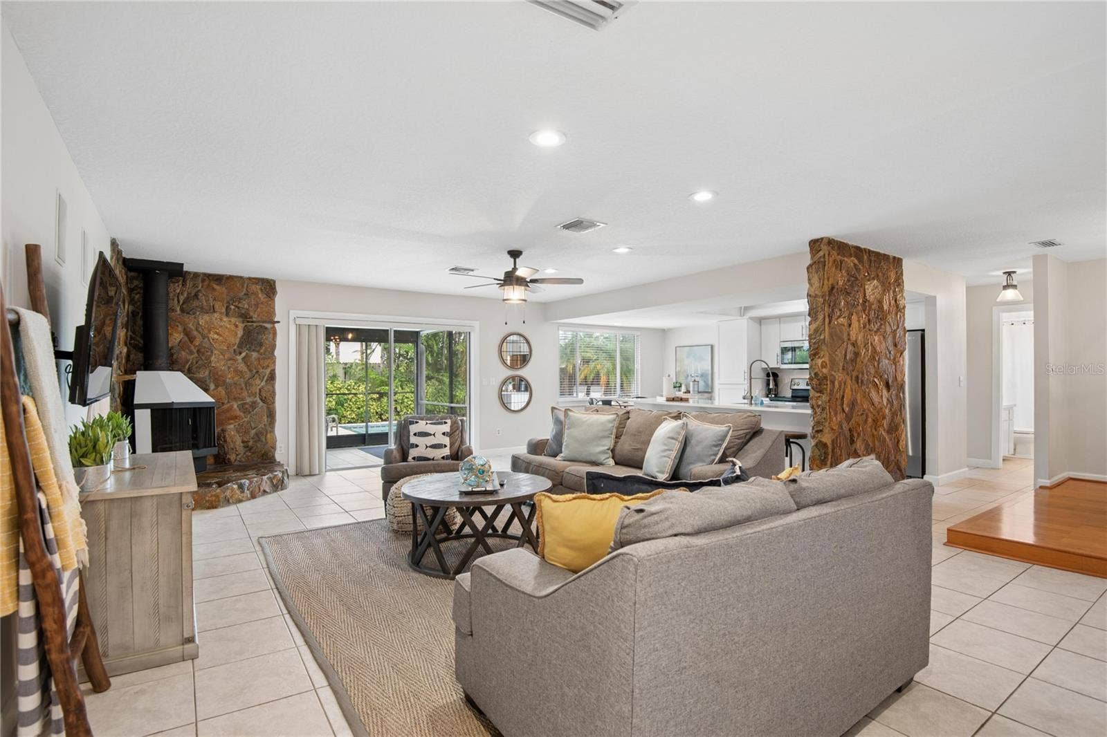 13511 RUSTIC PINES BOULEVARD S, Seminole, FL 33776 13511 RUSTIC PINES BOULEVARD S, Seminole, FL 33776