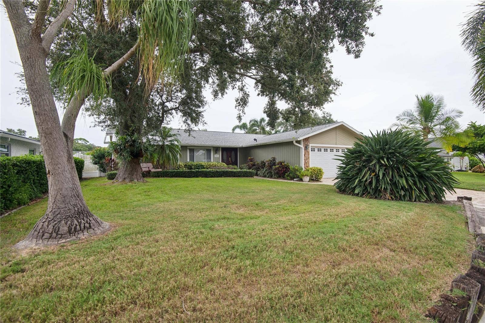 13511 RUSTIC PINES BOULEVARD S, Seminole, FL 33776 13511 RUSTIC PINES BOULEVARD S, Seminole, FL 33776