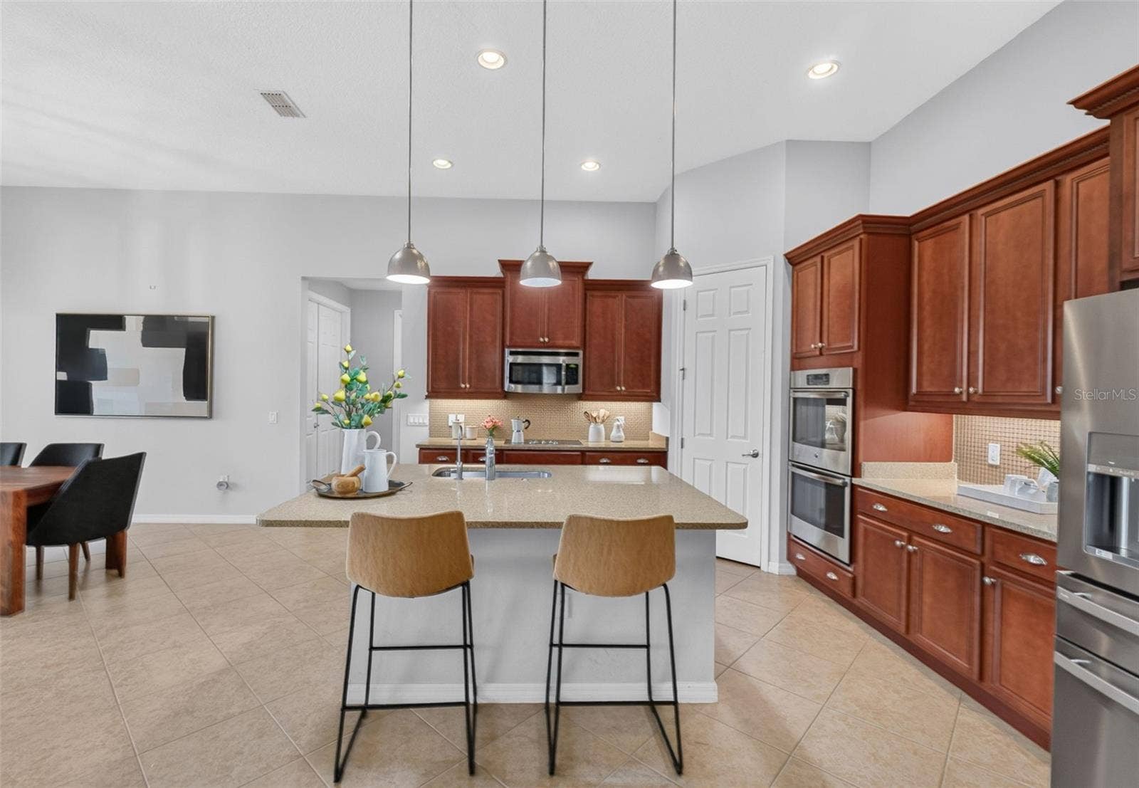 555 TAPATIO LANE, Poinciana, FL 34759 555 TAPATIO LANE, Poinciana, FL 34759