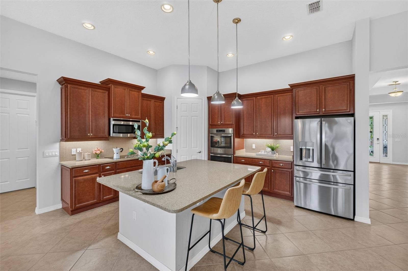 555 TAPATIO LANE, Poinciana, FL 34759 555 TAPATIO LANE, Poinciana, FL 34759