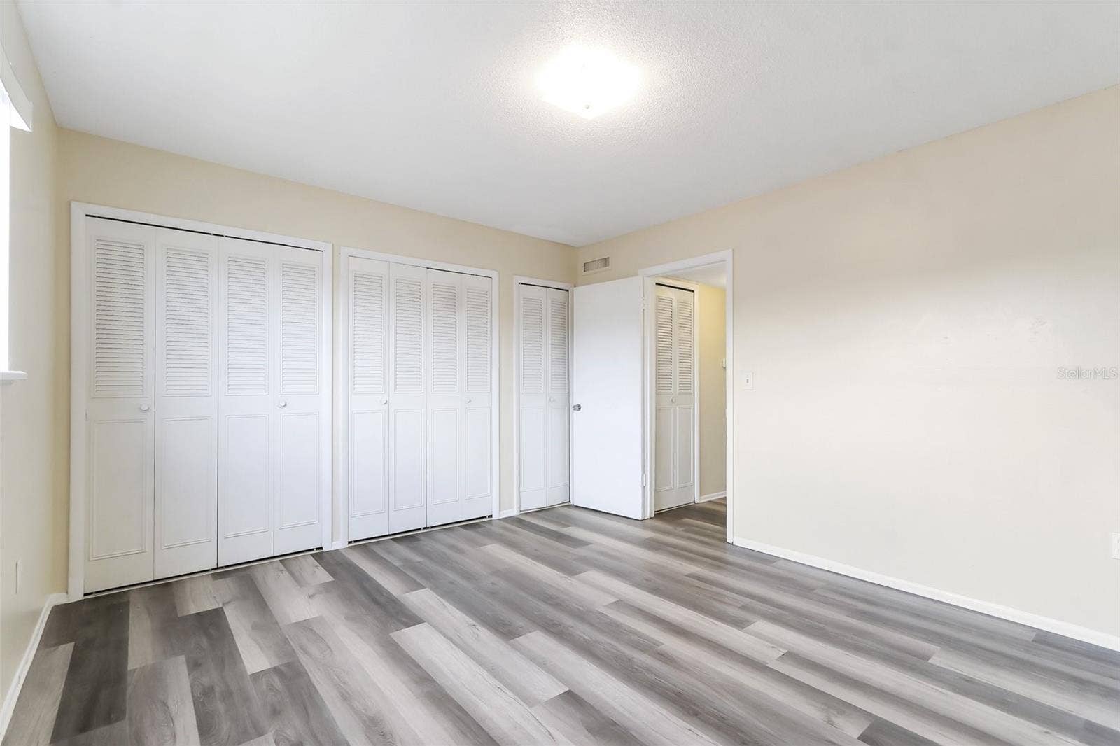 5317 CURRY FORD ROAD, #J102, Orlando, FL 32812