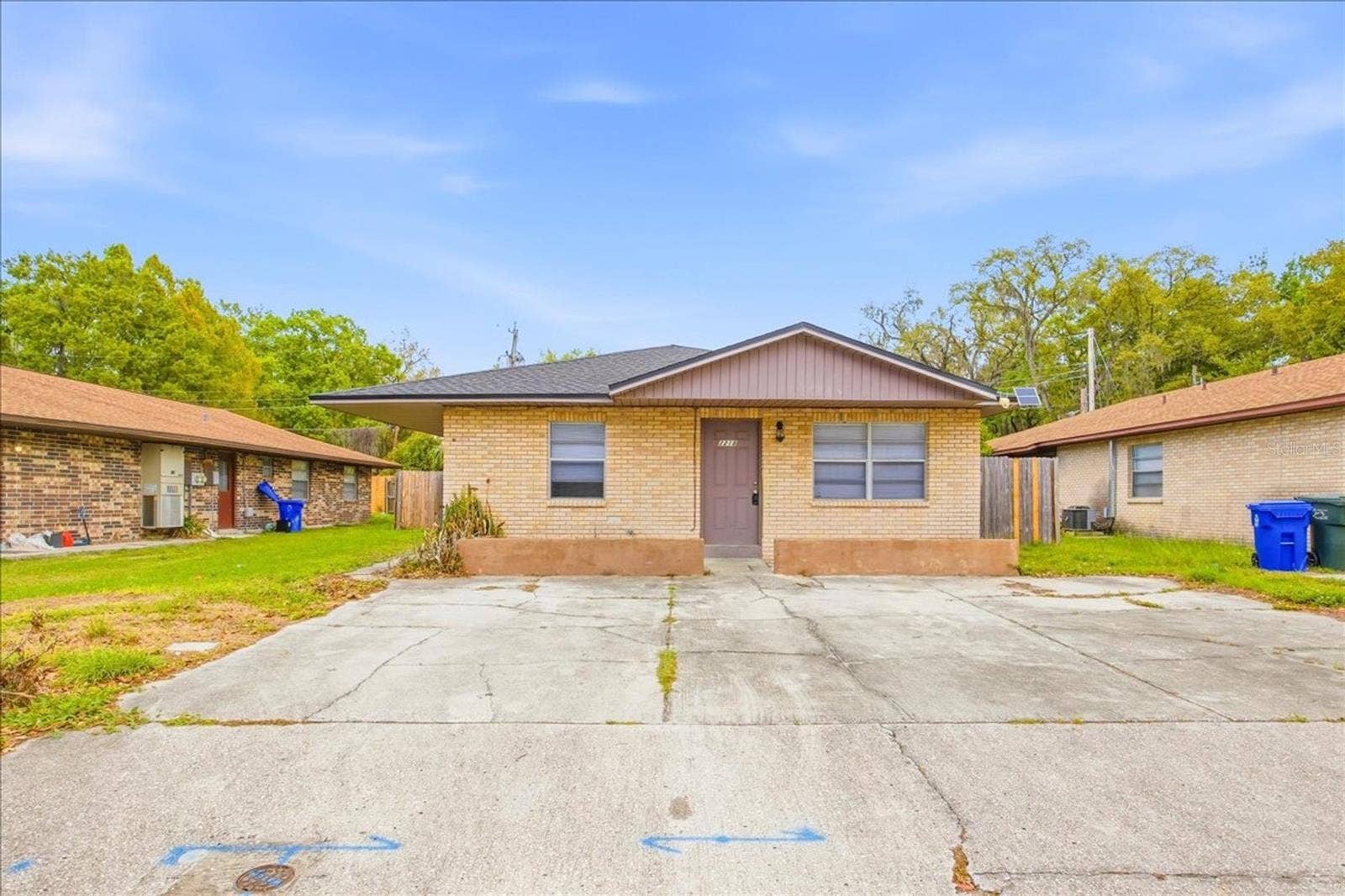 2218 BRANDY PLACE, Lakeland, FL 33801 2218 BRANDY PLACE, Lakeland, FL 33801