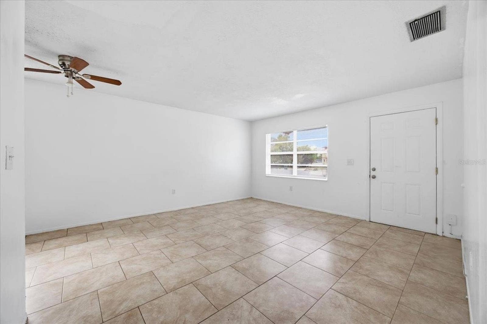 2218 BRANDY PLACE, Lakeland, FL 33801 2218 BRANDY PLACE, Lakeland, FL 33801