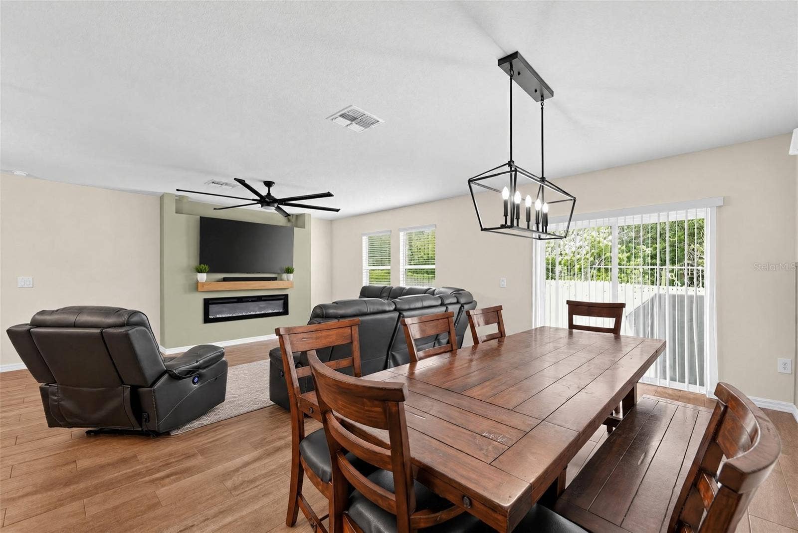 4974 EAGLE ROCK DRIVE, Wimauma, FL 33598 4974 EAGLE ROCK DRIVE, Wimauma, FL 33598