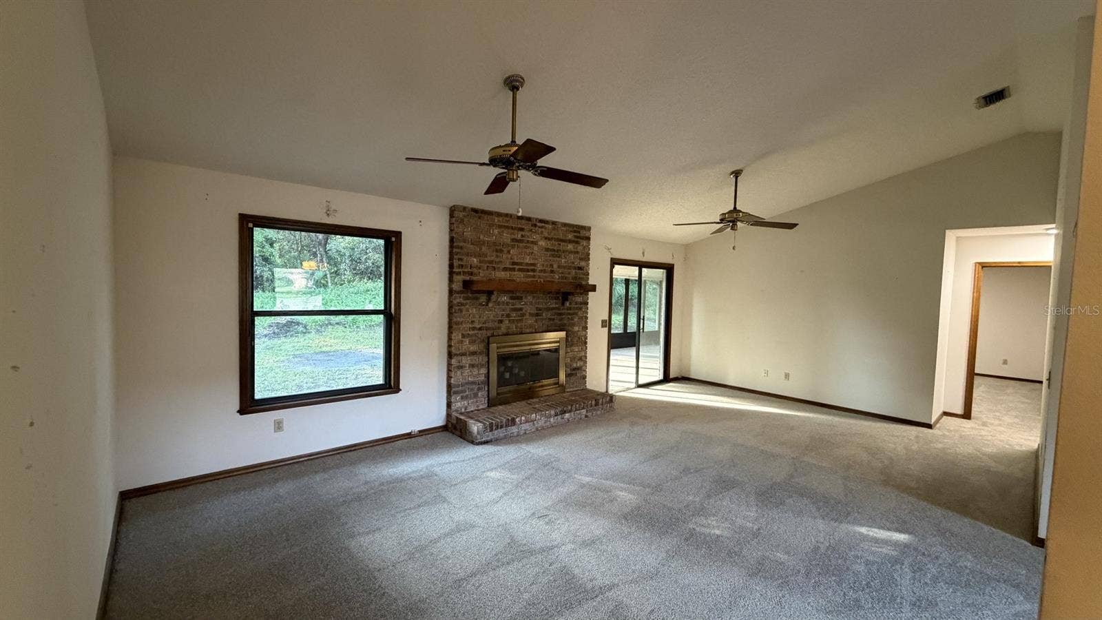 107 HUNTER POINT COURT, Debary, FL 32713