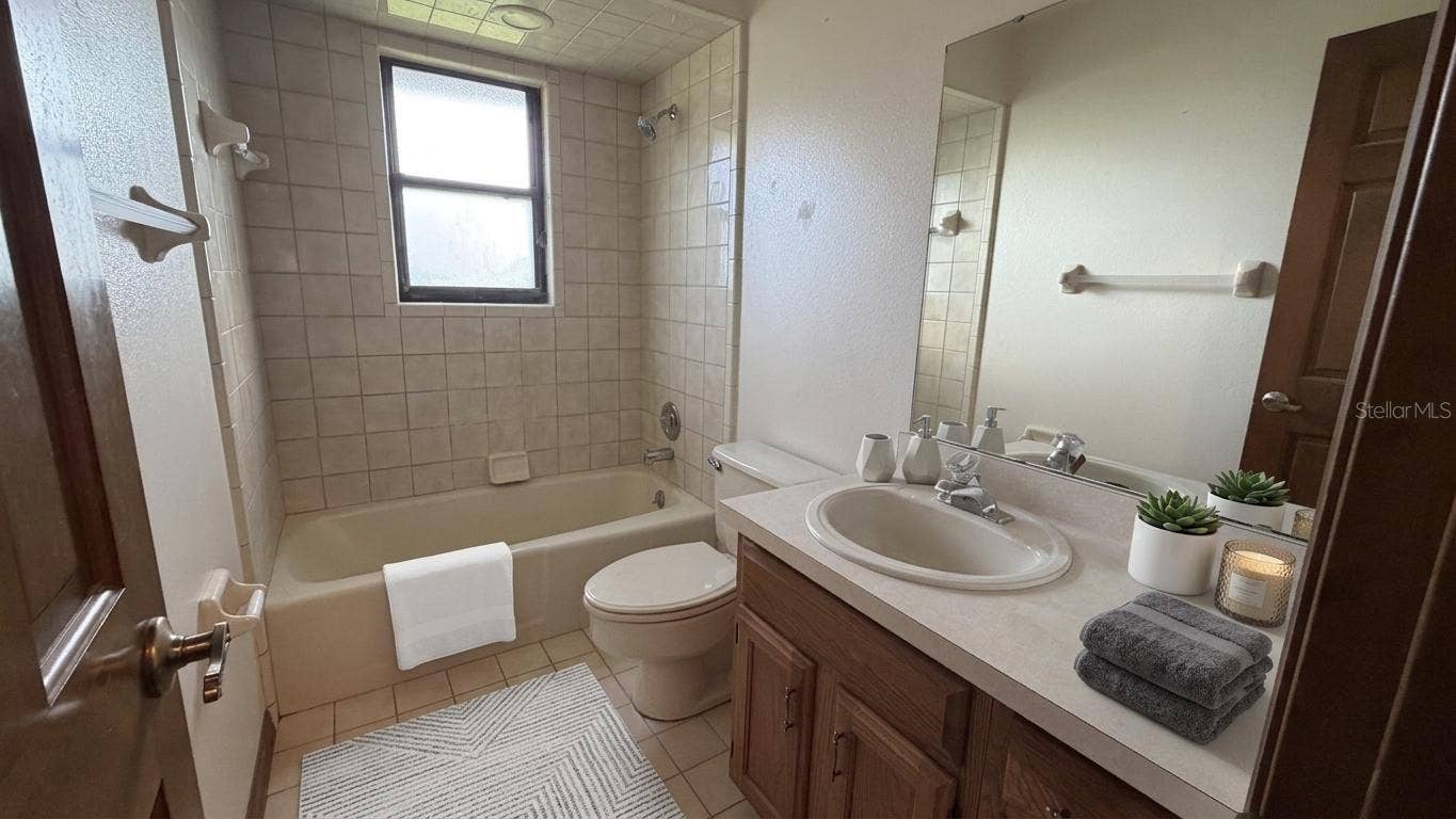 107 HUNTER POINT COURT, Debary, FL 32713