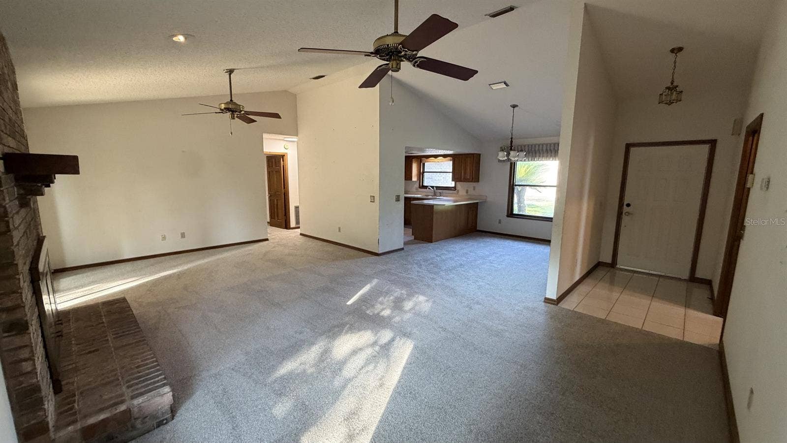 107 HUNTER POINT COURT, Debary, FL 32713