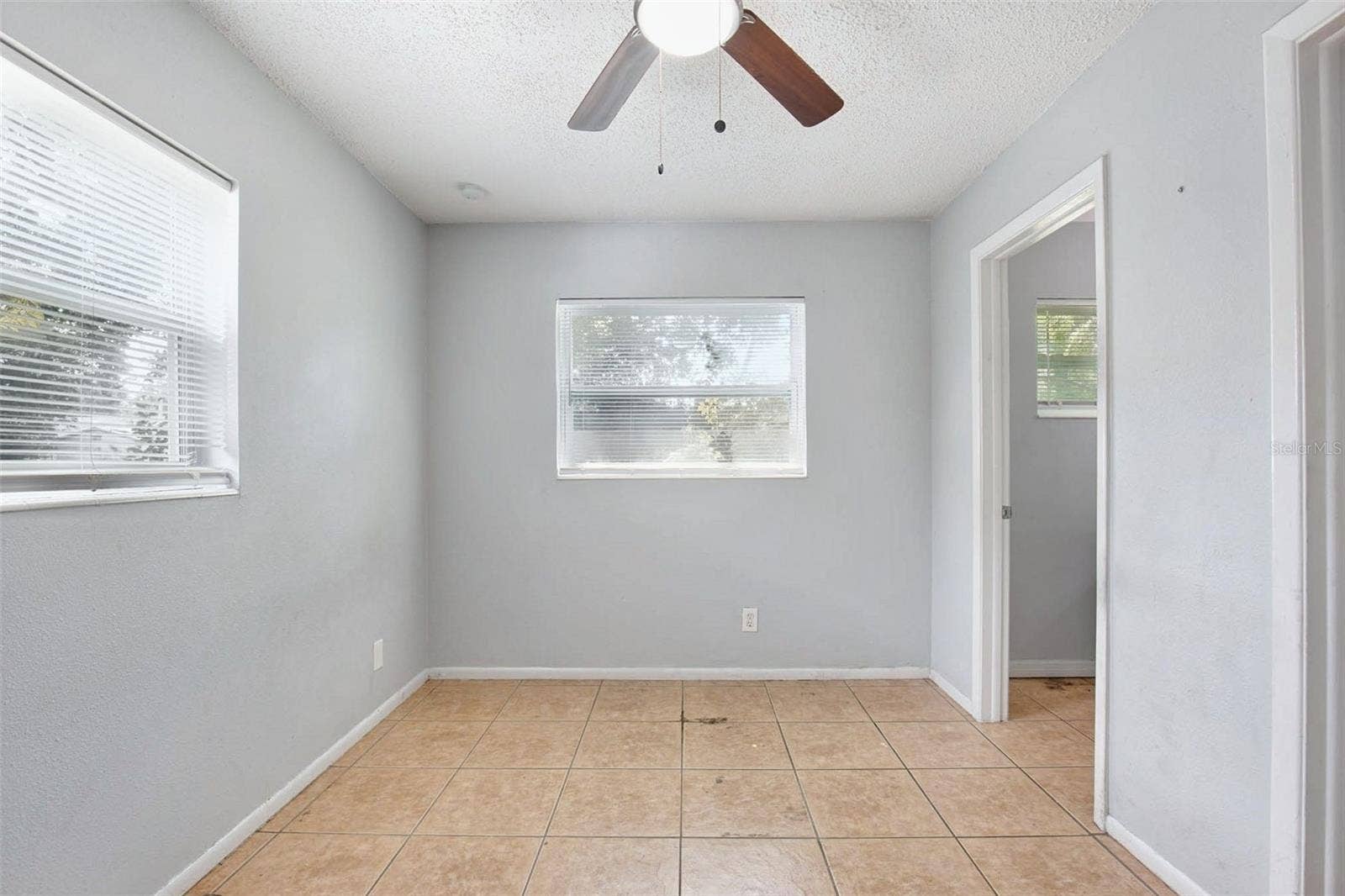 4317 PORPOISE DRIVE, Tampa, FL 33617 4317 PORPOISE DRIVE, Tampa, FL 33617