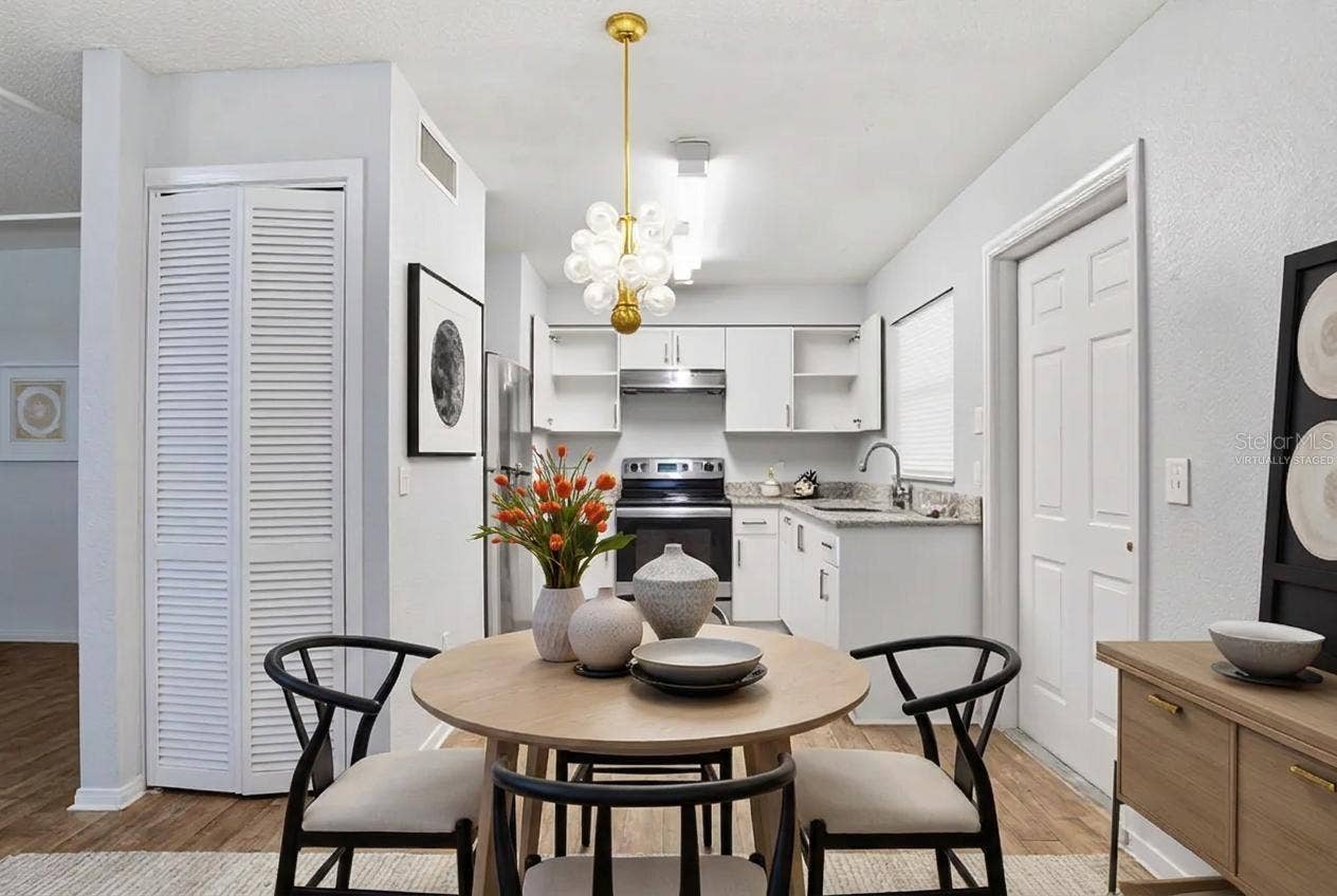 4317 PORPOISE DRIVE, Tampa, FL 33617 Virtually staged