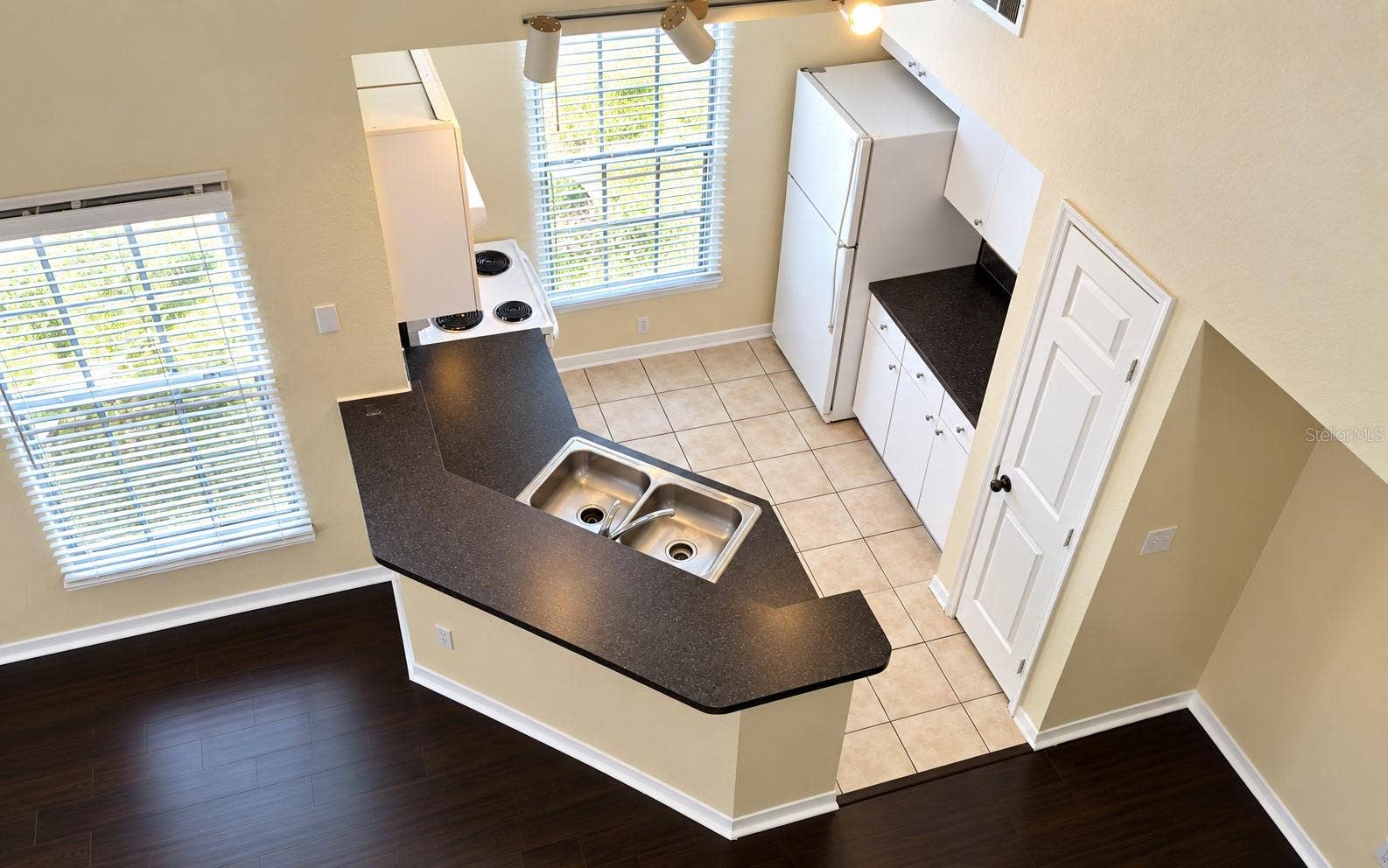6344 RALEIGH STREET, #1114, Orlando, FL 32835 6344 RALEIGH STREET, #1114, Orlando, FL 32835