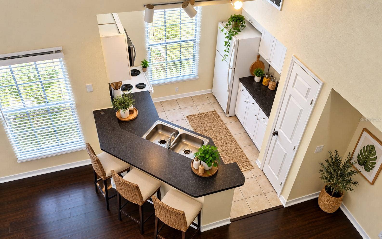 6344 RALEIGH STREET, #1114, Orlando, FL 32835 6344 RALEIGH STREET, #1114, Orlando, FL 32835