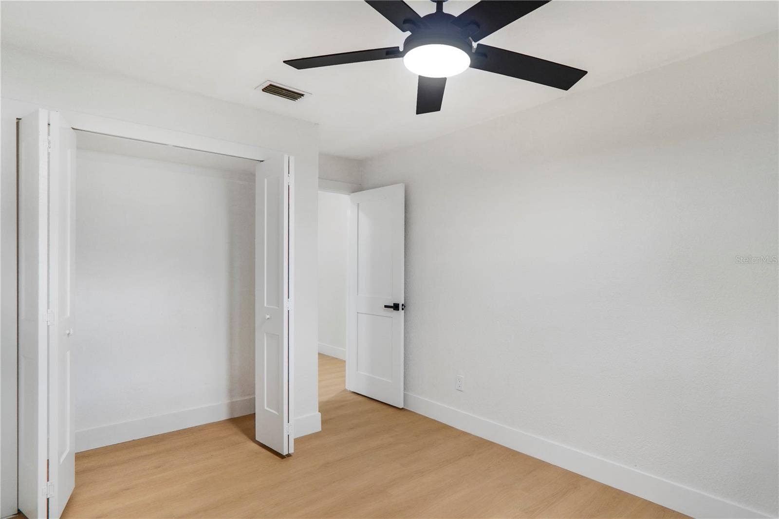 219 SHERIDAN AVENUE, Longwood, FL 32750 219 SHERIDAN AVENUE, Longwood, FL 32750