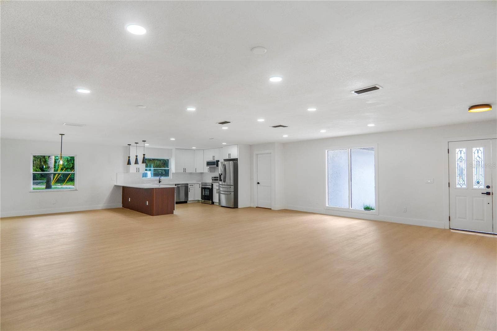 219 SHERIDAN AVENUE, Longwood, FL 32750 219 SHERIDAN AVENUE, Longwood, FL 32750