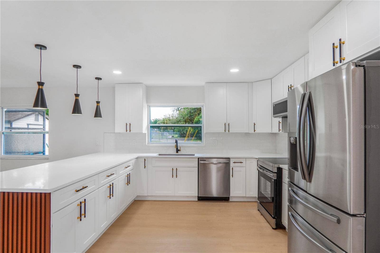 219 SHERIDAN AVENUE, Longwood, FL 32750 219 SHERIDAN AVENUE, Longwood, FL 32750
