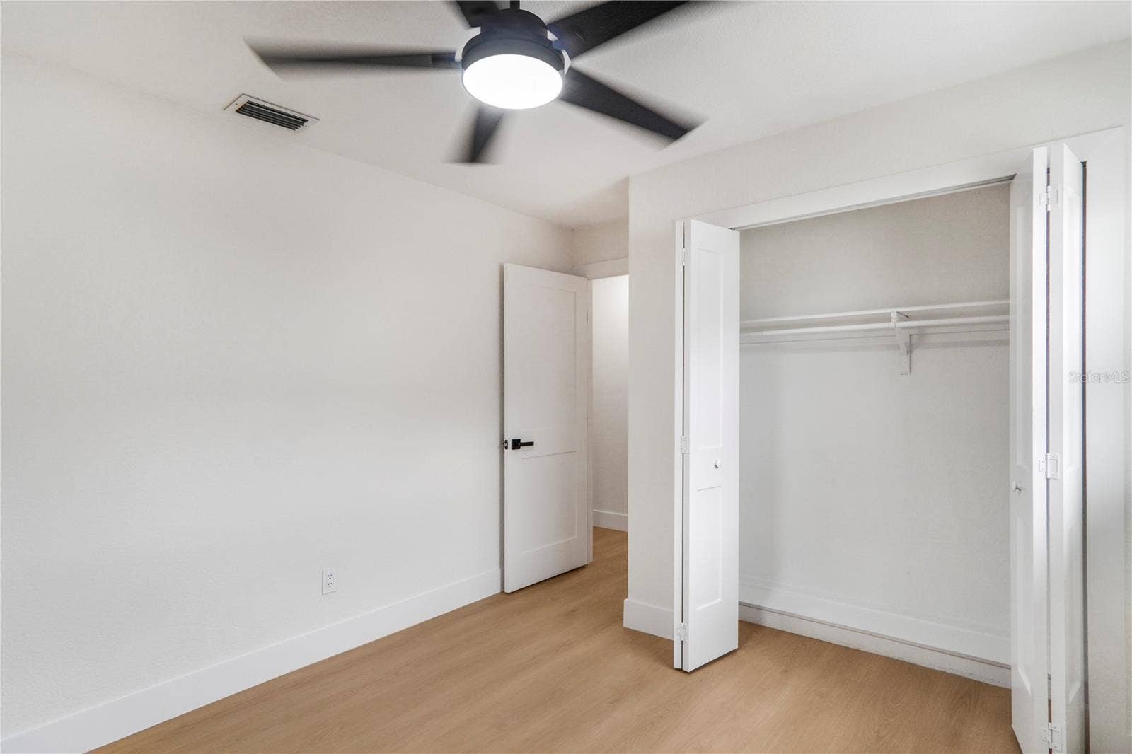 219 SHERIDAN AVENUE, Longwood, FL 32750 219 SHERIDAN AVENUE, Longwood, FL 32750
