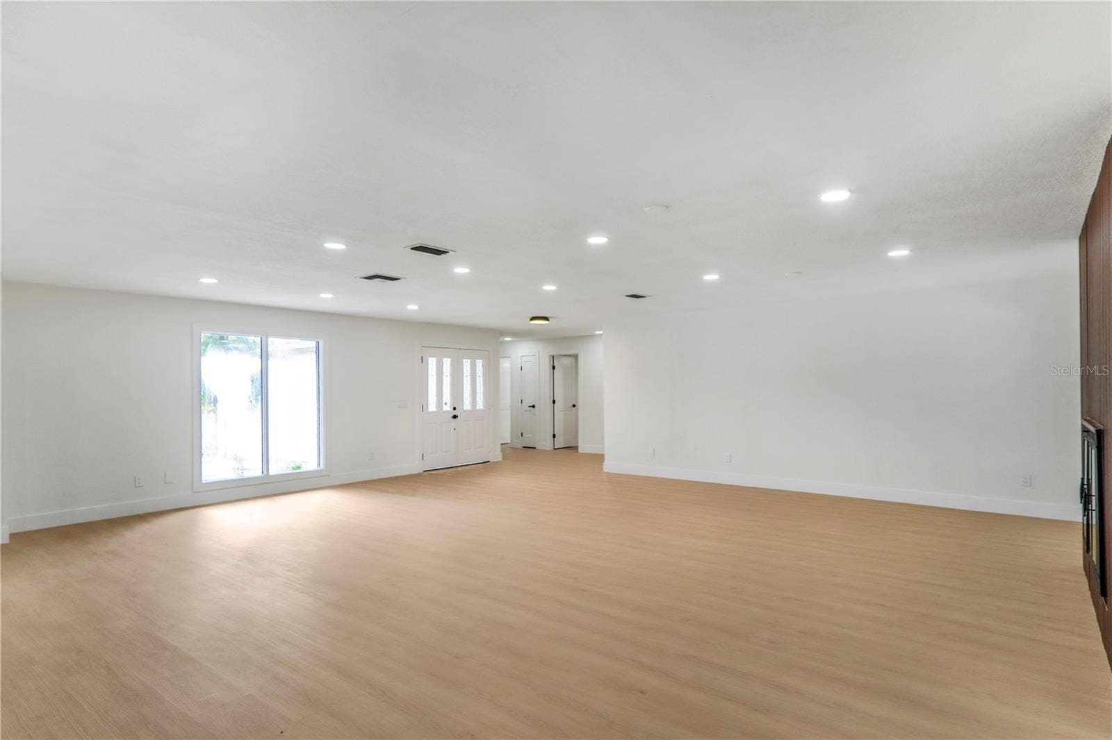 219 SHERIDAN AVENUE, Longwood, FL 32750 219 SHERIDAN AVENUE, Longwood, FL 32750