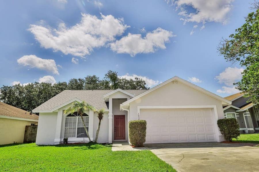 Property photo for 1098 SUGARBERRY TRAIL, Oviedo, FL