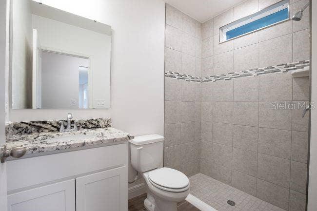4355 WINESAP WAY, Lakeland, FL 33810 Model home - actual features may vary.