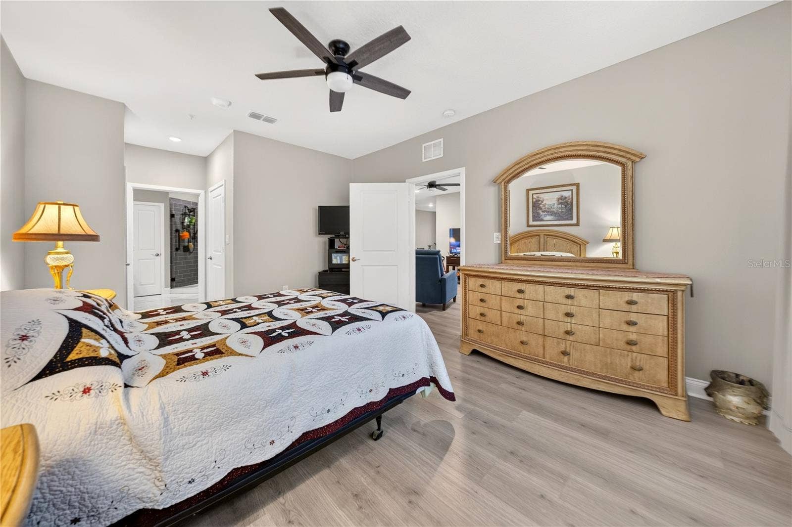 7521 LAUREATE BLVD, #5103, Orlando, FL 32827 7521 LAUREATE BLVD, #5103, Orlando, FL 32827