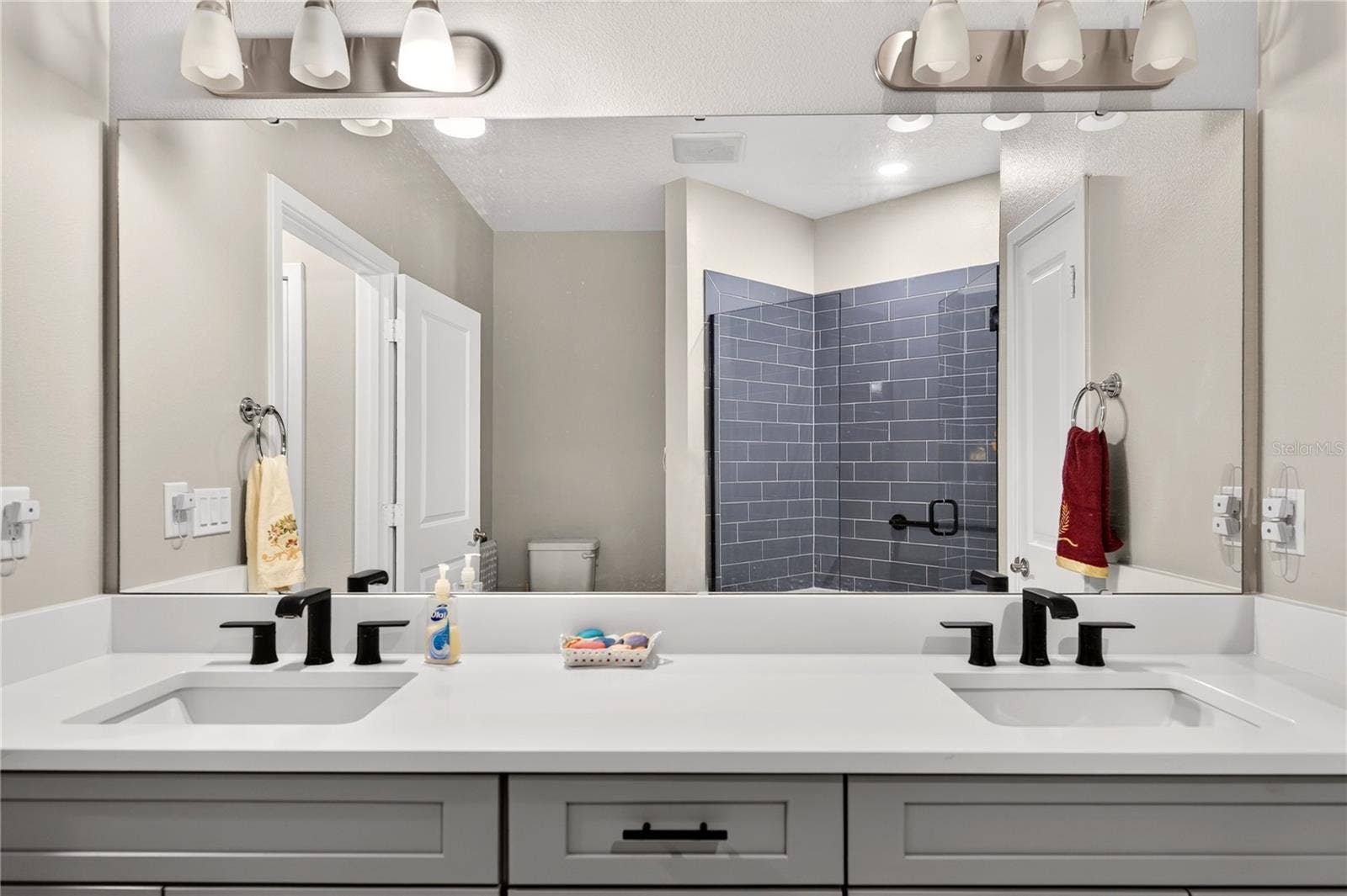 7521 LAUREATE BLVD, #5103, Orlando, FL 32827 7521 LAUREATE BLVD, #5103, Orlando, FL 32827