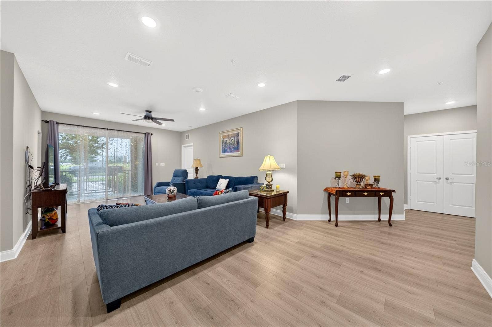 7521 LAUREATE BLVD, #5103, Orlando, FL 32827 7521 LAUREATE BLVD, #5103, Orlando, FL 32827