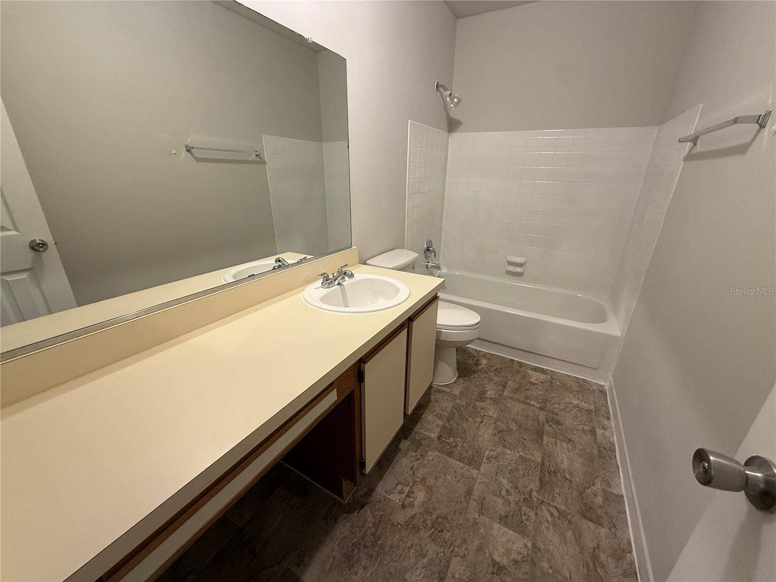4419 S SEMORAN BOULEVARD, #7, Orlando, FL 32822 4419 S SEMORAN BOULEVARD, #7, Orlando, FL 32822