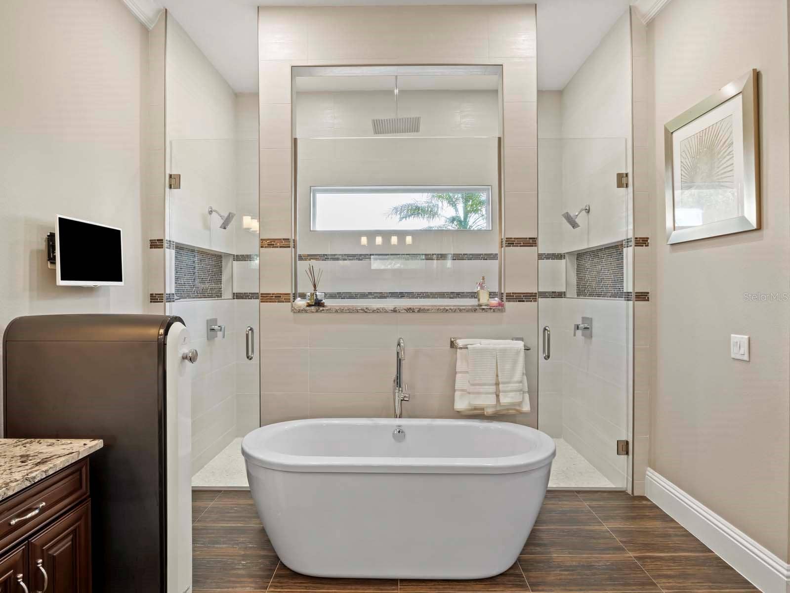 Owner's Bathroom
