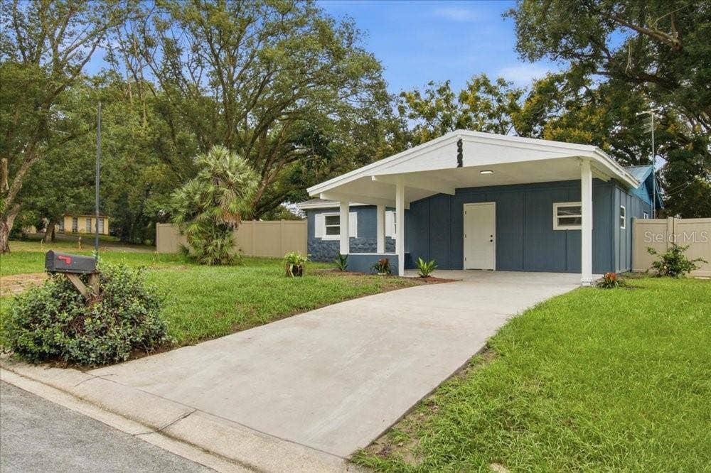 6402 BASIC LANE, Orlando, FL 32810 6402 BASIC LANE, Orlando, FL 32810