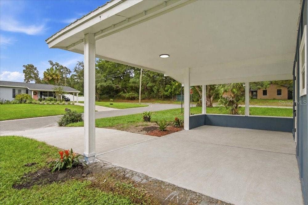 6402 BASIC LANE, Orlando, FL 32810 6402 BASIC LANE, Orlando, FL 32810
