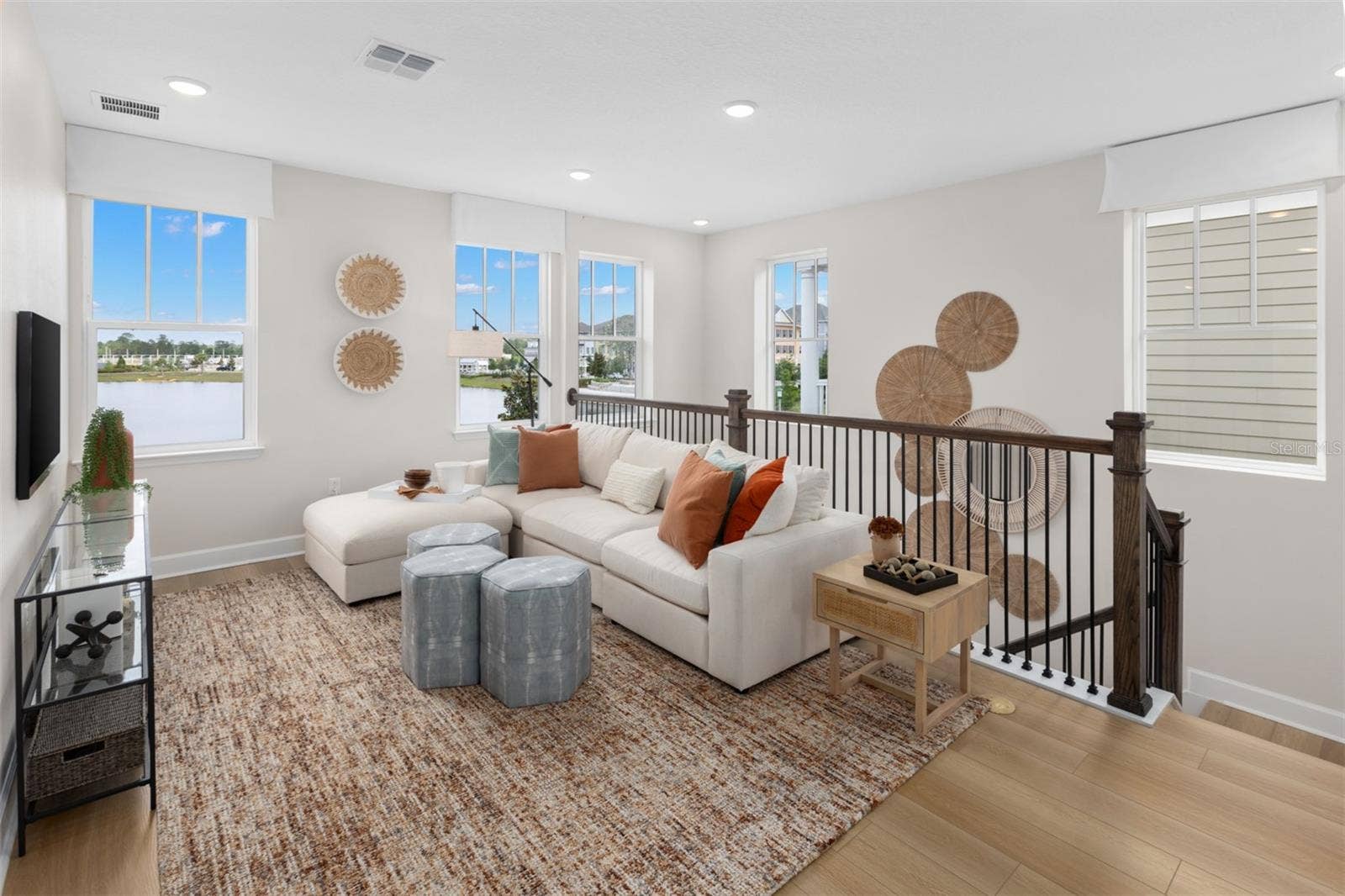 Island Village Heron Model Loft