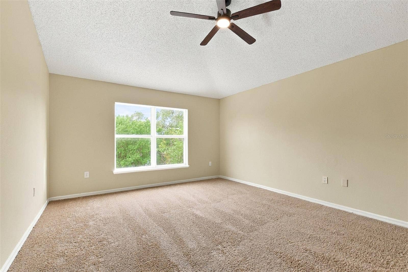 2228 SANDRIDGE CIRCLE, Eustis, FL 32726