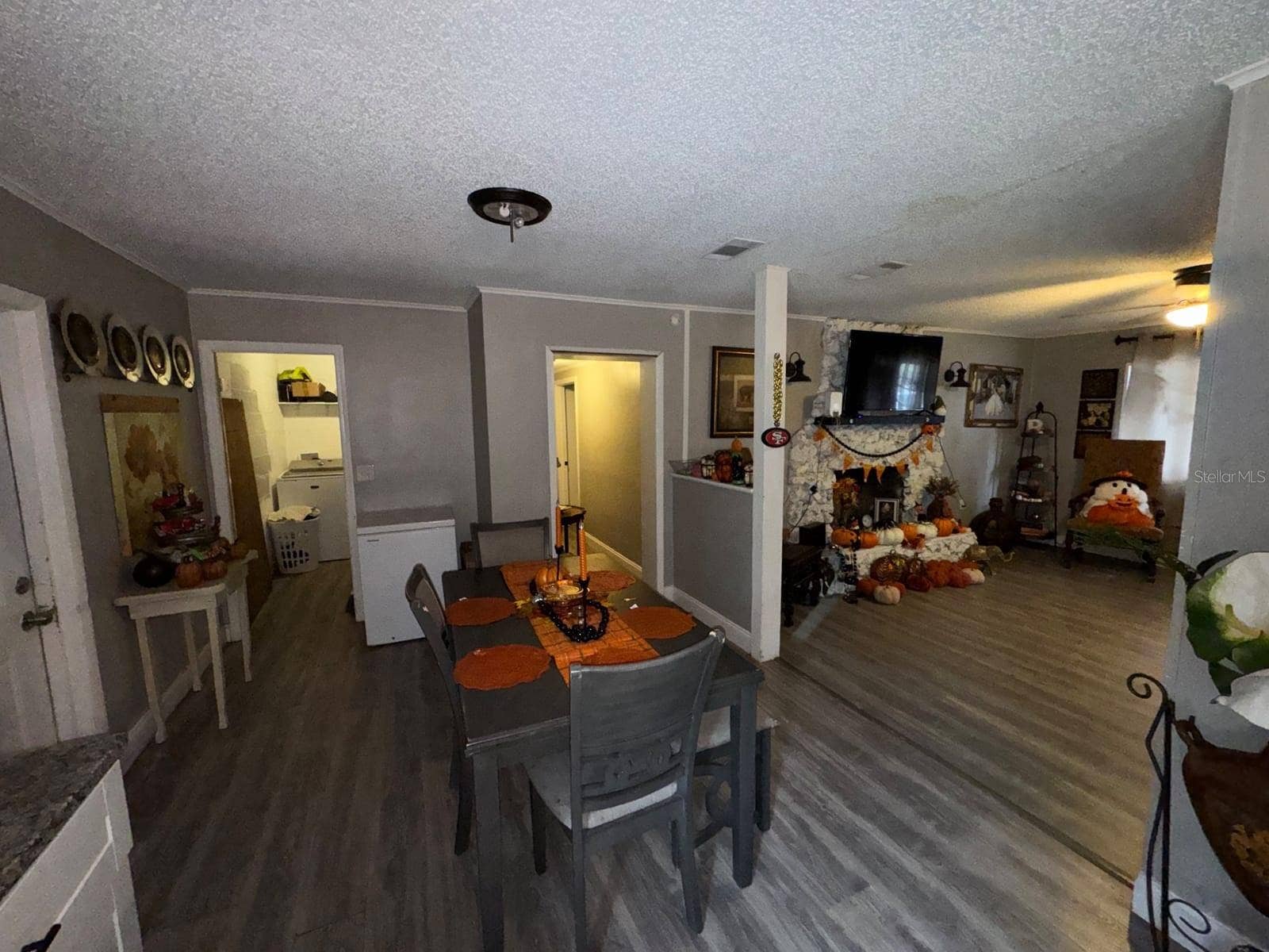 14209 TENNESSEE AVENUE, Astatula, FL 34705