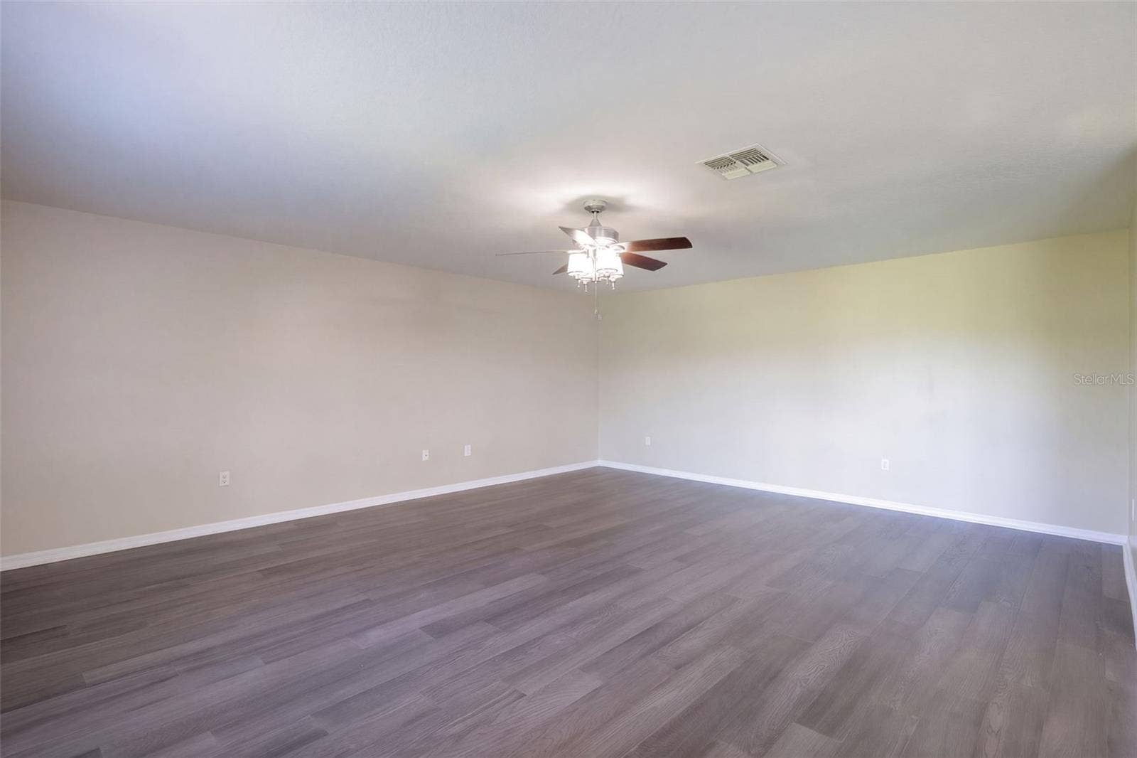 410 FAIRFIELD DRIVE, Sanford, FL 32771