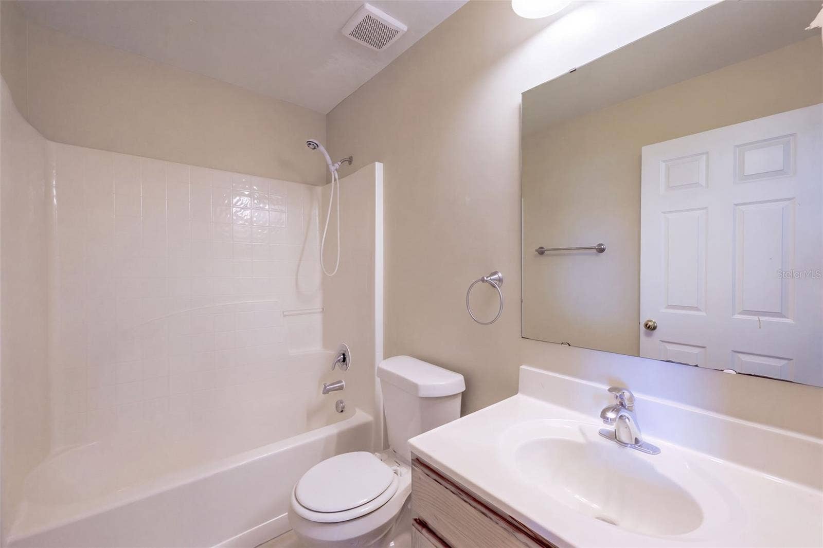 410 FAIRFIELD DRIVE, Sanford, FL 32771
