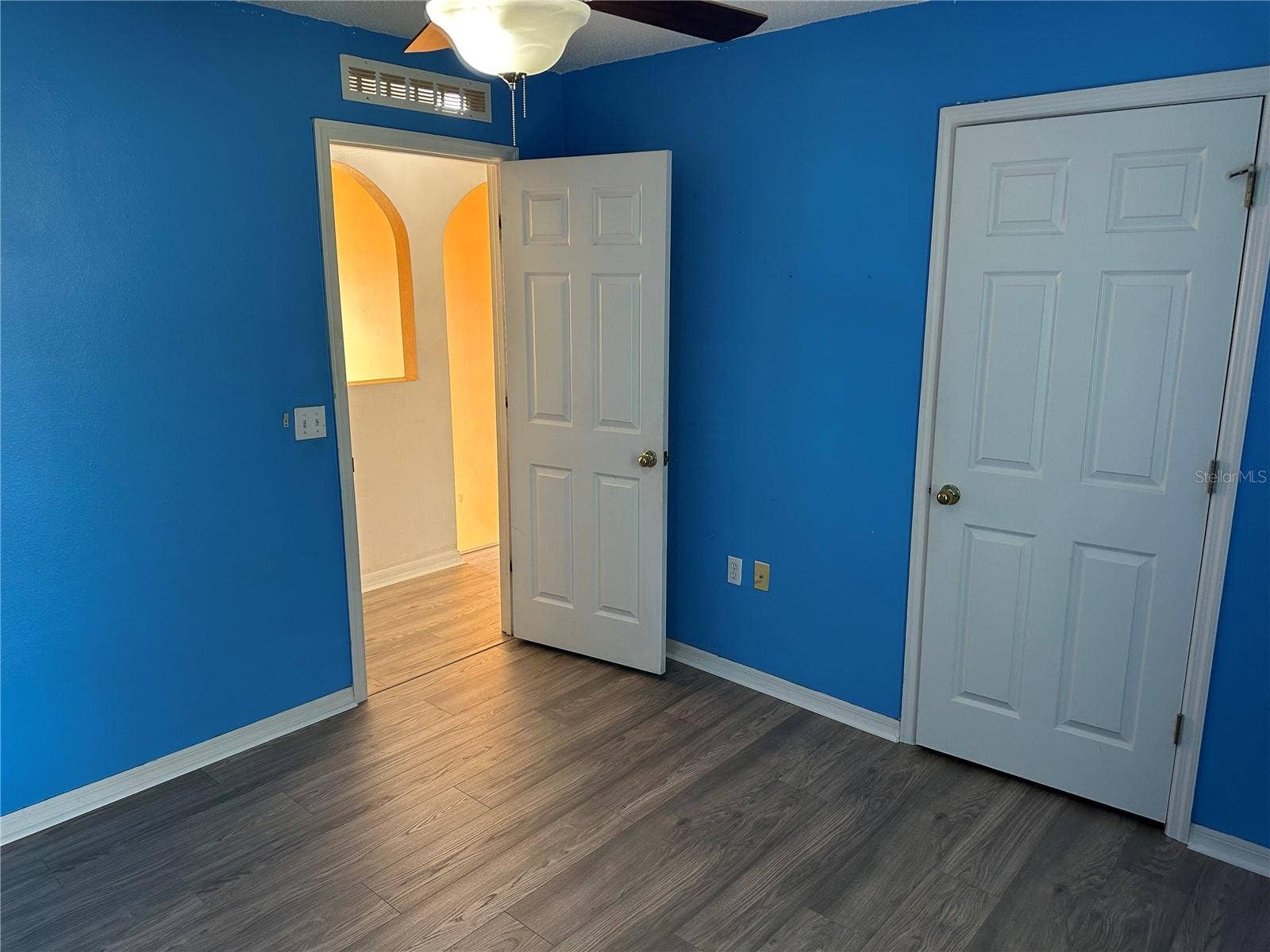 2032 ELMHURST LANE, Mascotte, FL 34753